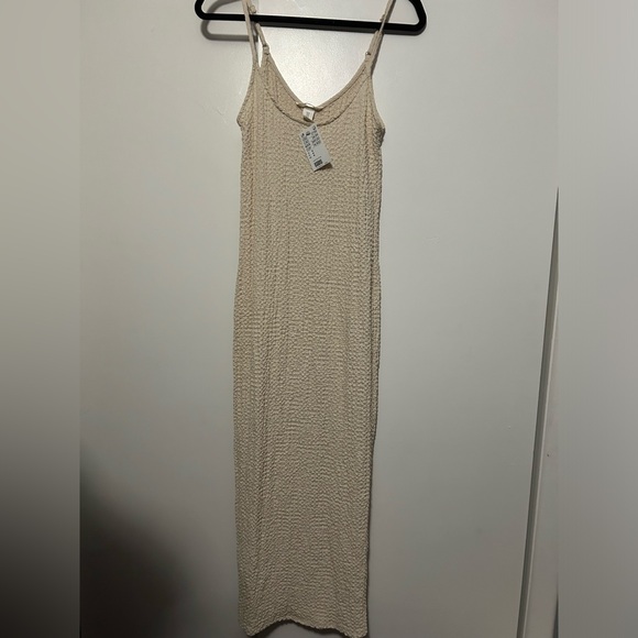 New - Picture 2 of 2